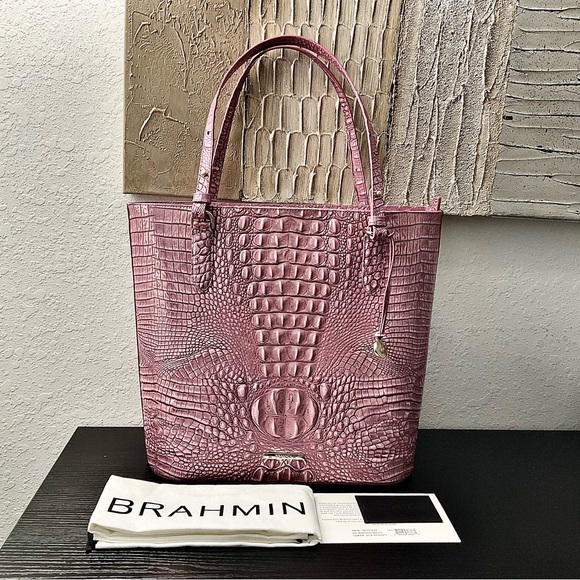 Brahmin Ezra Tote in MULBERRY POTION MELBOURNE W/Leather Eye Medallions NWT - Picture 4 of 9